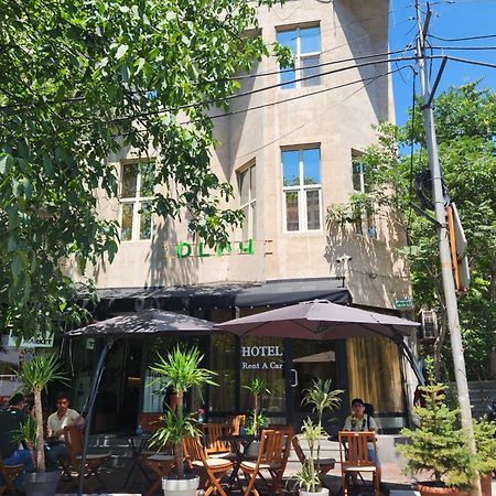 Olive Hotel Erivan Exterior foto