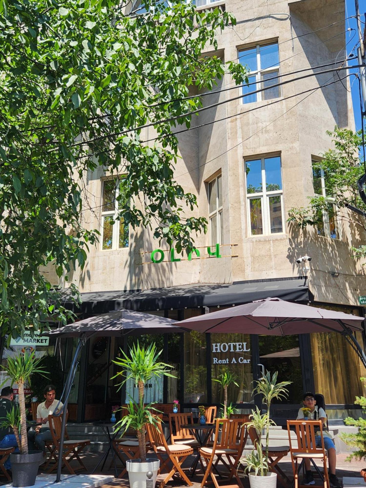 Olive Hotel Erivan Exterior foto