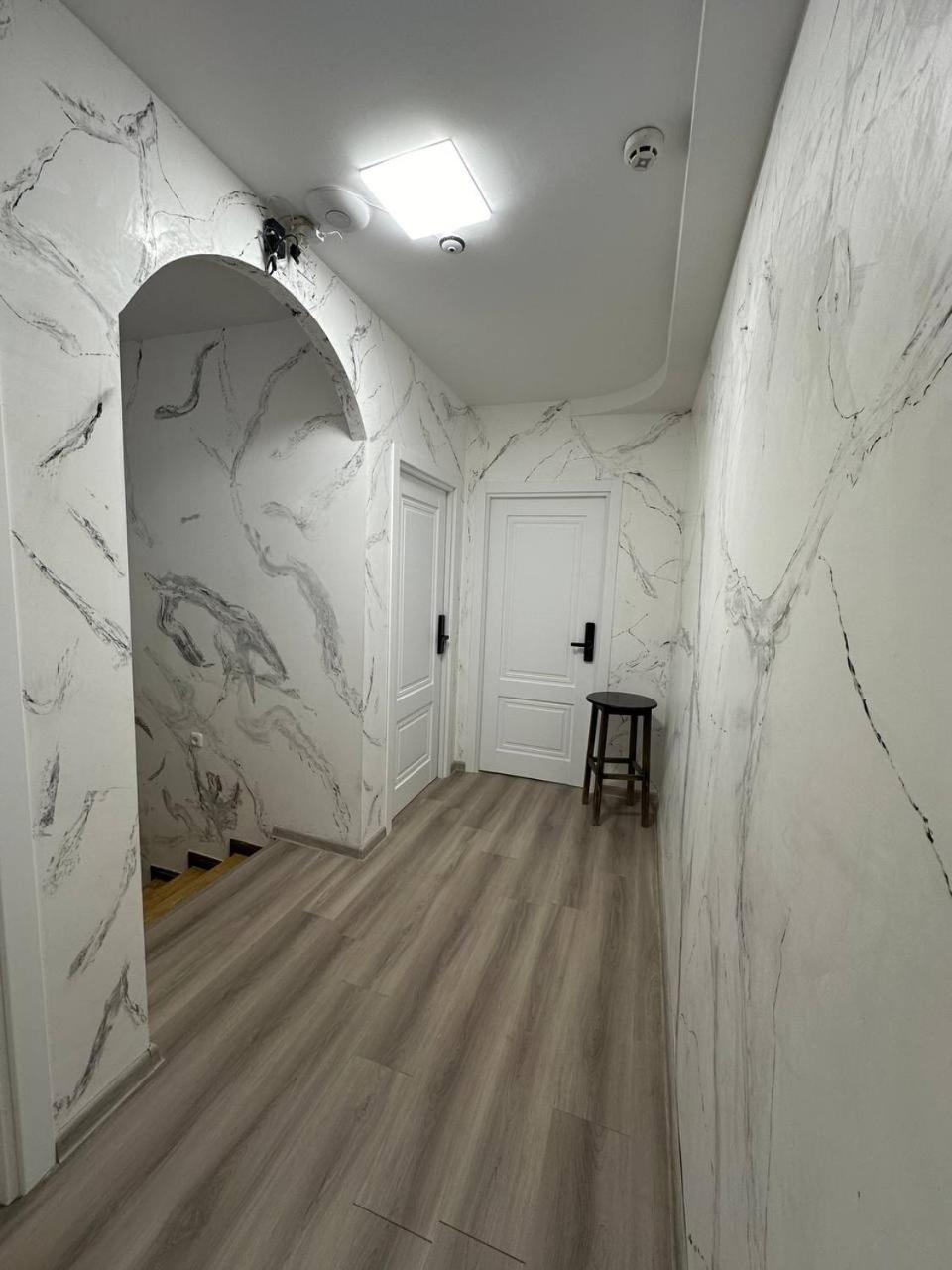 Olive Hotel Erivan Exterior foto
